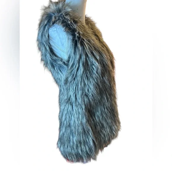 Nicole Miller Faux Fur Open Vest - Picture 3 of 7